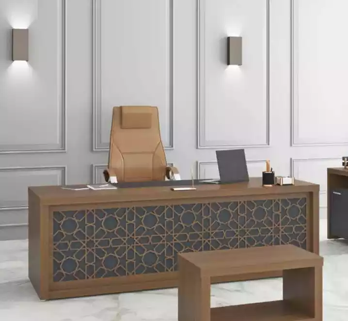 Klassischer Schreibtisch Arbeitszimmer Tisch Holzmöbel …